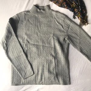 Karen Scott Sweater - size small, grey